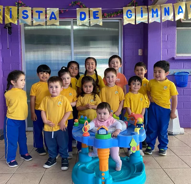 Revista de Gimnasia 2023 en Jardín Infantil Happy House